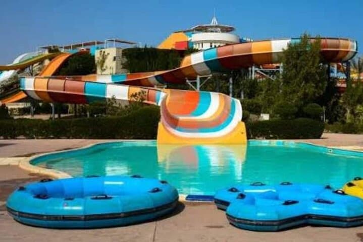 Makadi Water World Day Trip: Slides, Pools & Lunch from Hurghada photo 4