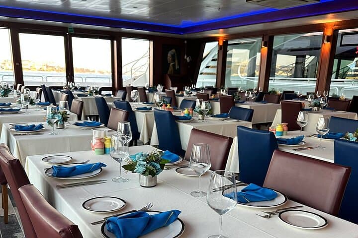 Bosphorus Dinner Cruise and Turkish Night Show — Istanbul After Dark photo 4