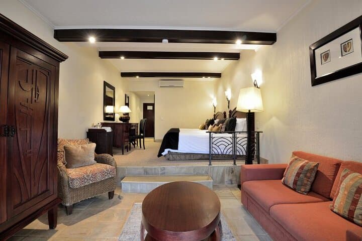 4-Day Pilanesberg Safari at Kwa Maritane Lodge — Big Five Game Drives & Underground Hide photo 4
