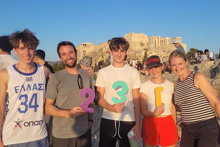 Interactive Acropolis & Parthenon Family Treasure Hunt — Guided Game Tour in Athens photo 3
