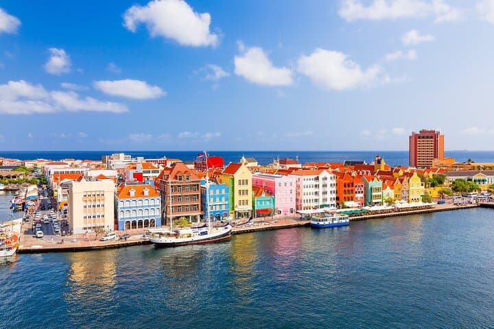 Willemstad Short City Tour — Blue Curacao Distillery & Authentic Local Lunch photo 2