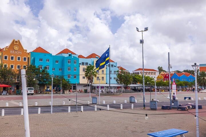 Willemstad Short City Tour — Blue Curacao Distillery & Authentic Local Lunch photo 3
