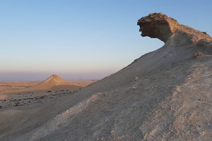 Zekreet 4WD Tour: Richard Serra, Mushroom Rocks & Zekreet Beach Day Trip photo 4