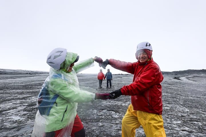 Glacier Hike Captured: Falljökull Ice Walk and Pro Photos from Skaftafell photo 2