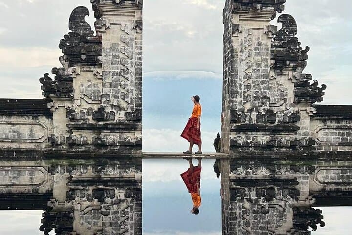 Ultimate Bali Private Insta Tour: Lempuyang, Tukad Cepung & Tegalalang in One Day photo 5