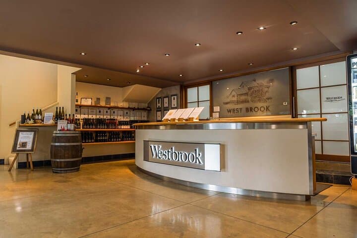 Auckland Private Escape: Golf, Wine and Hot Pools Day Tour photo 6