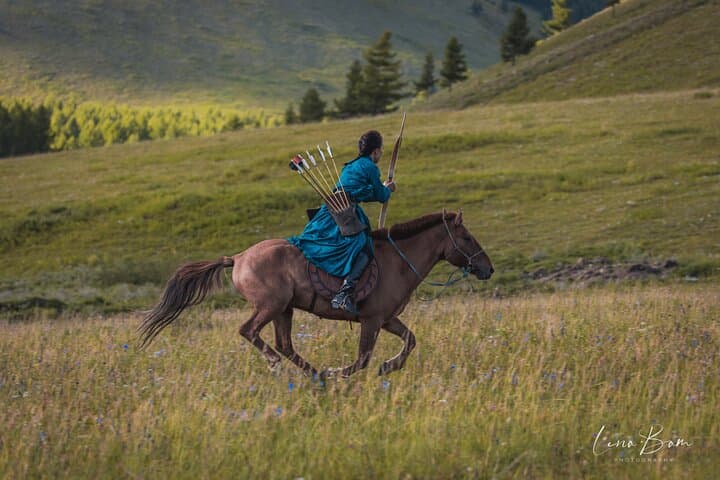 Train Like a Mongol: 3-Day Horse Archery with Real Mongol Warriors photo 4