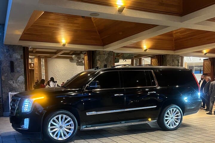 St. Thomas Airport Transfer to Red Hook Ferry — Private Air-Conditioned Transfer photo 4