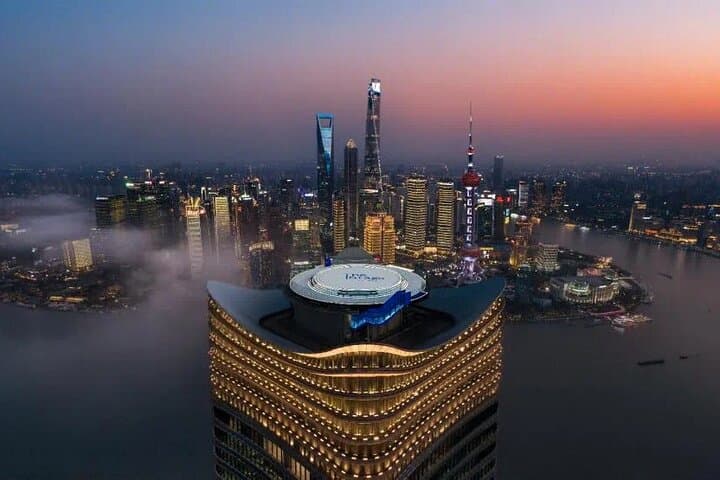 360° View from SMP Shanghai Magnolia Plaza: Shanghai Skyline at 320m