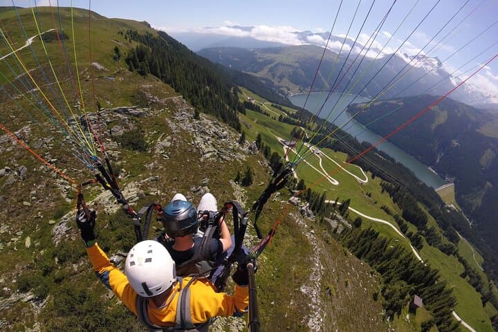 Tandem Paragliding Over Königsleiten: Summer Flights from Wald im Pinzgau photo 5