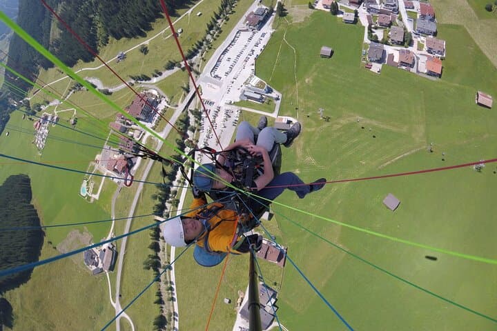 Tandem Paragliding Over Königsleiten: Summer Flights from Wald im Pinzgau photo 6