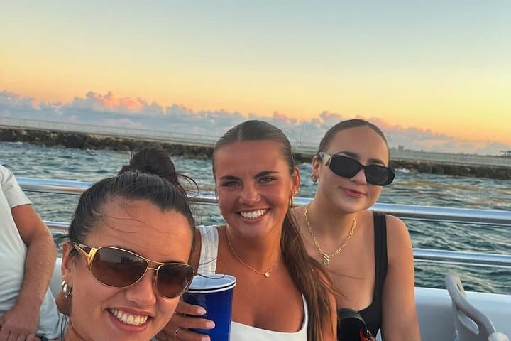 Sea Rocket Sunset & Intracoastal Cruise — Fort Lauderdale 75-Minute Waterway Tour photo 5