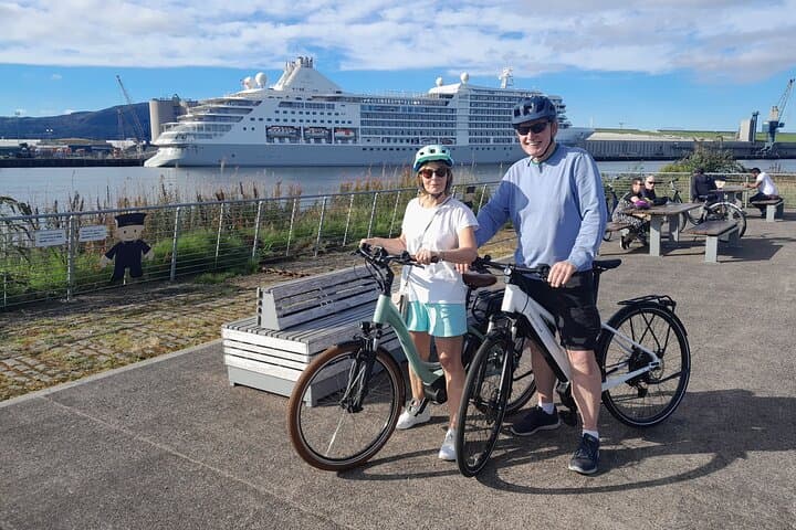 Ride Belfast: 90-Minute E‑Bike Tour of Titanic Quarter & Maritime Mile