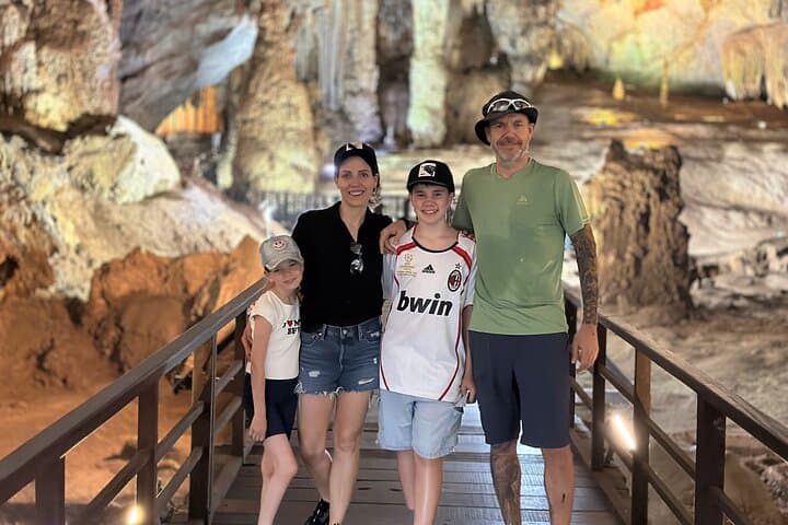 Private Day Tour: Paradise Cave & Phong Nha Cave from Dong Hoi photo 5
