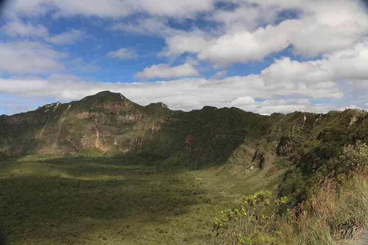 Mt Longonot Crater Rim Hike: Day Trip from Nairobi