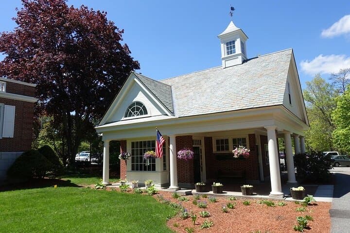 Concord Historic Downtown Audio Walking Tour — Self-Guided Revolutionary & Literary Walk photo 4