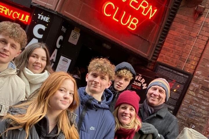 Beatles Pubs Walking Tour: Explore Liverpool's Fab Four Hotspots photo 5