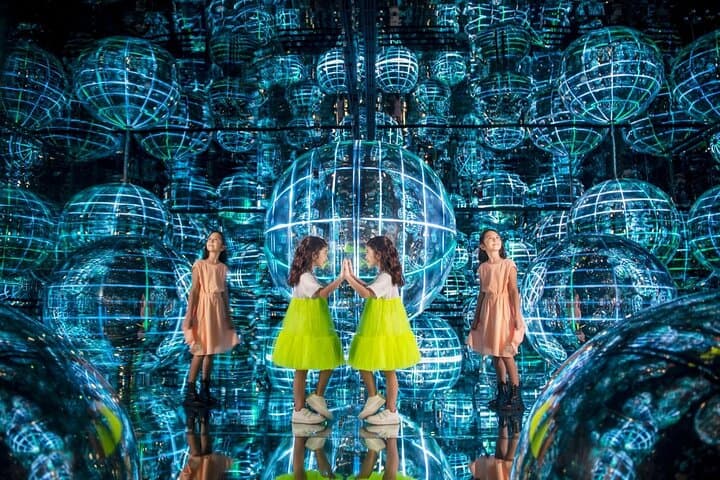 Discover Aya Universe: Dubai’s Immersive Cosmos & Light Gardens photo 6