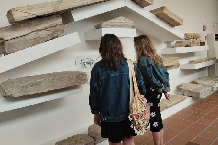 Naxos Highlights Bus Tour: Temple of Demeter, Apeiranthos & Kouros Stop photo 4