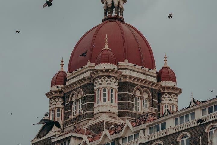 Explore Mumbai: Unveiling the Iconic Scenes and Hidden Gems photo 3