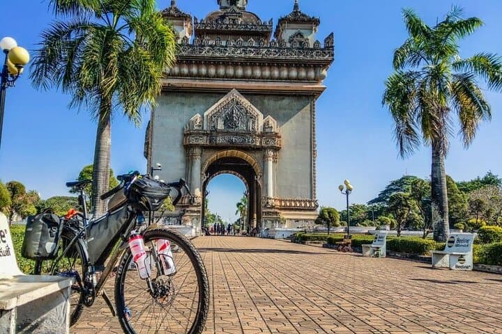Vientiane City Cycling: Full-Day Private Tour of Temples, Textiles & Riverside Life