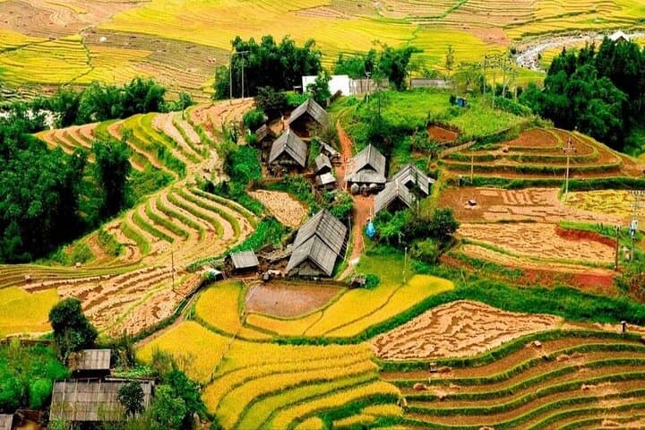 2-Day Sapa Trek from Hanoi — Ta Van & Giang Ta Chai Trek with Overnight Bungalow