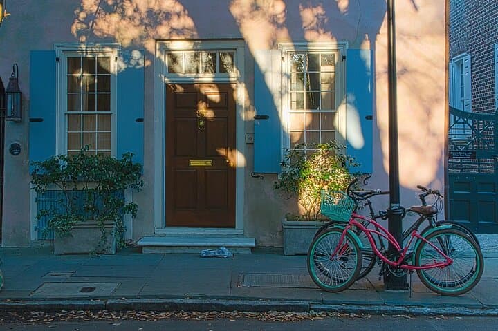 Charleston Self-Guided Ghost Tour in 12 Languages — Haunted Historic District Walk photo 2