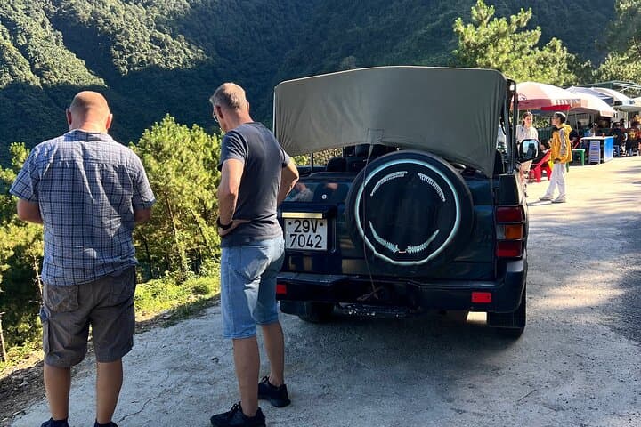 Ha Giang 3-Day Jeep Tour: Ma Pi Leng, Dong Van & Du Gia Loop