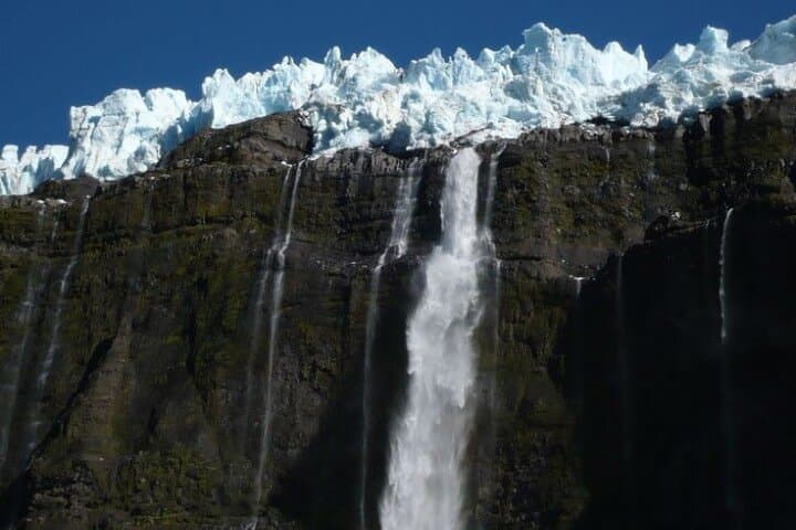 Cerro Tronador & Ventisquero Negro: Day Tour from Bariloche photo 1