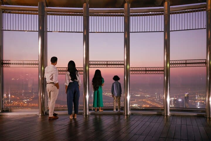 Burj Khalifa At The Top: Visiting Levels 124 & 125 in Dubai