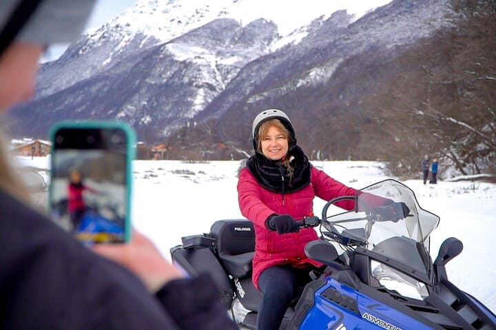 Snow and Huskies: Full-Day Winter Adventure From Ushuaia photo 3