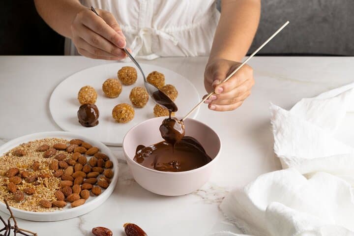 Chocolate Truffle & Crêpe Making Class in Las Vegas