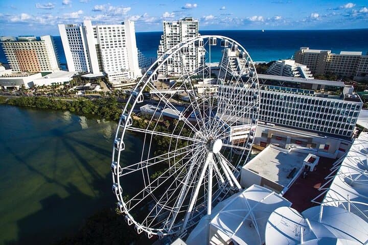 Sky Wheel Cancún: Guided Sightseeing, Tequila Tasting & Artisanal Shopping Tour photo 6