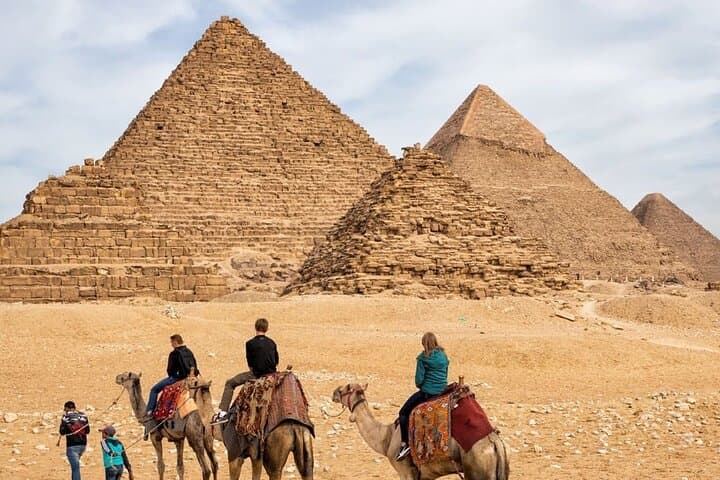 One-Day Cairo Highlights from Sharm El Sheikh: Pyramids, Egyptian Museum & Optional Nile Ride photo 2
