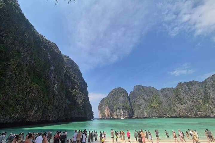 Phi Phi Island Speedboat Adventure: Maya Bay, Pileh Lagoon & Bamboo Island photo 3
