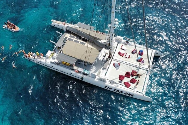 Comino and Grand Harbour Catamaran Cruise from Sliema photo 4