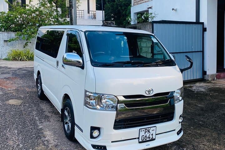 Sri Lanka Private Driver Tours: Customize Your Island Adventure with an English-Speaking Chauffeur photo 4