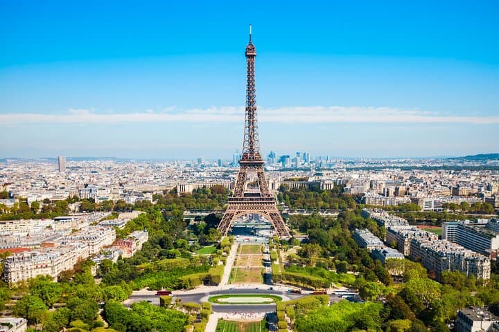 Eiffel Tower Elevator Tour with Top-Floor Access — Skip the Line & Guided Visit