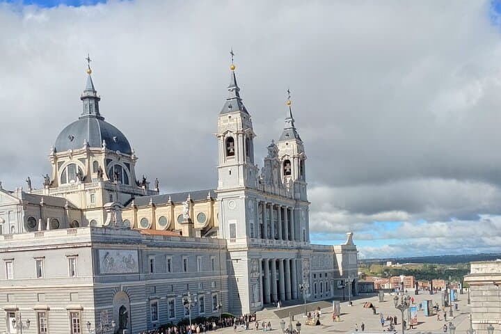 Explore Madrid by Tuk-Tuk: Private 2–3 Hour Guided City Tour photo 2