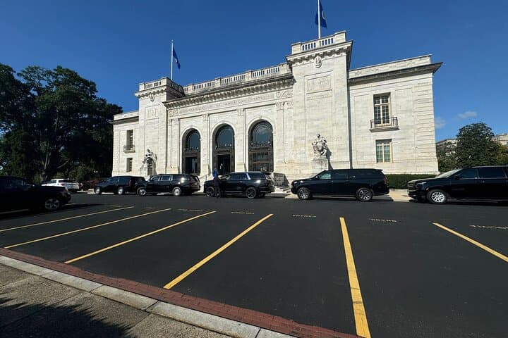 Executive Private Transfer: Washington D.C. to Newark Airport (EWR) photo 4