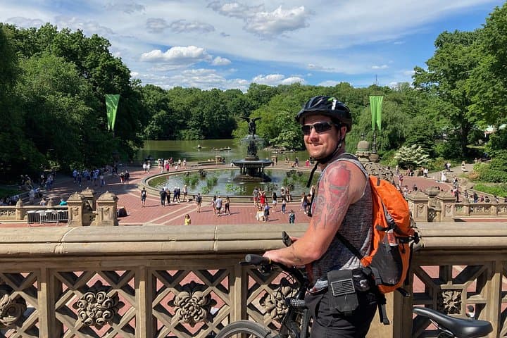 Central Park Bike Tour: Best of Central Park Guided Cycling Experience photo 2