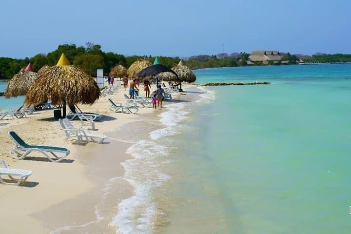 Full-Day Palma Island Beach Club Tour from Cartagena: Boat Transfer, Lunch & Biopark Option photo 4