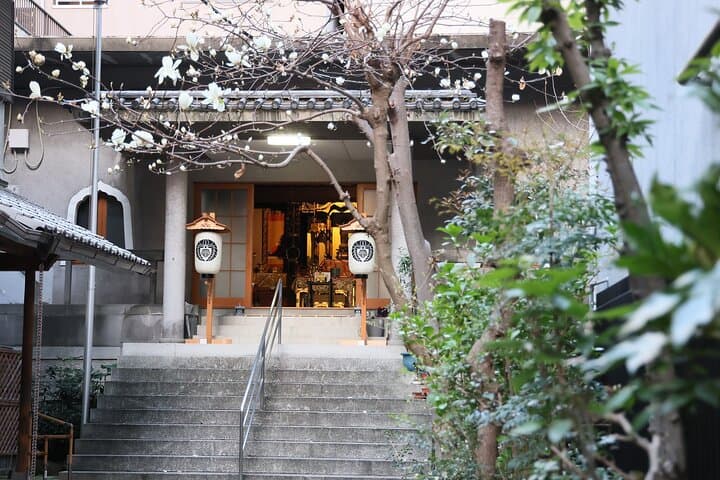 Evening Zen in Osaka: Temple Incense, Zazen, and Matcha Experience photo 2