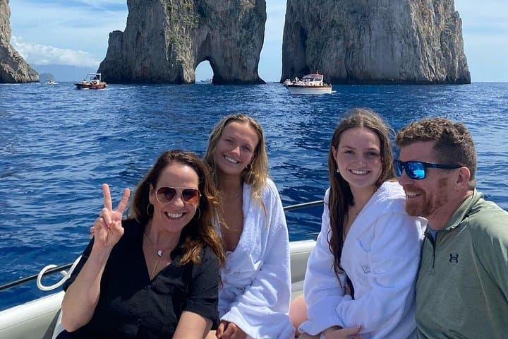 Private Capri and Positano Boat Tour from Sorrento — Full-Day Private Cruise photo 2