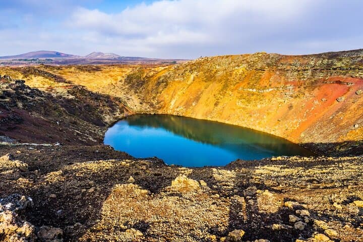 Private Golden Circle Tour: Thingvellir, Geysir, Gullfoss & Kerid in One Day photo 3