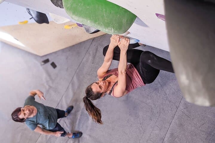 Paris Active Day: Climbing Room Access + Fluorescent Mini Golf in Bercy Village photo 5