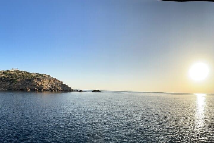 Private Athenian Riviera Yacht Cruise with Swimming and Wine photo 3