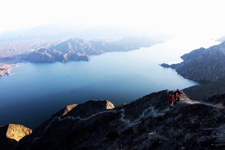 Panoramic Trekking to the Black Edge: Punta Negra & Ullum Lake Views photo 6