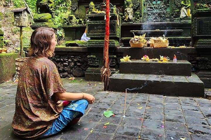 Ubud Healing and Giant Swing Day: Purification Rituals and Rice-Terrace Views photo 5