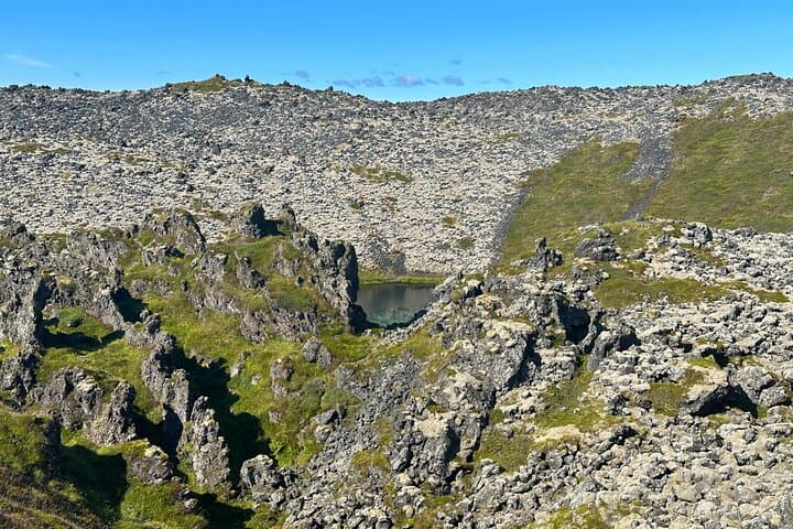 Snaefellsnes Peninsula Private Tour: Kirkjufell, Lava Fields & Seal Beaches photo 6